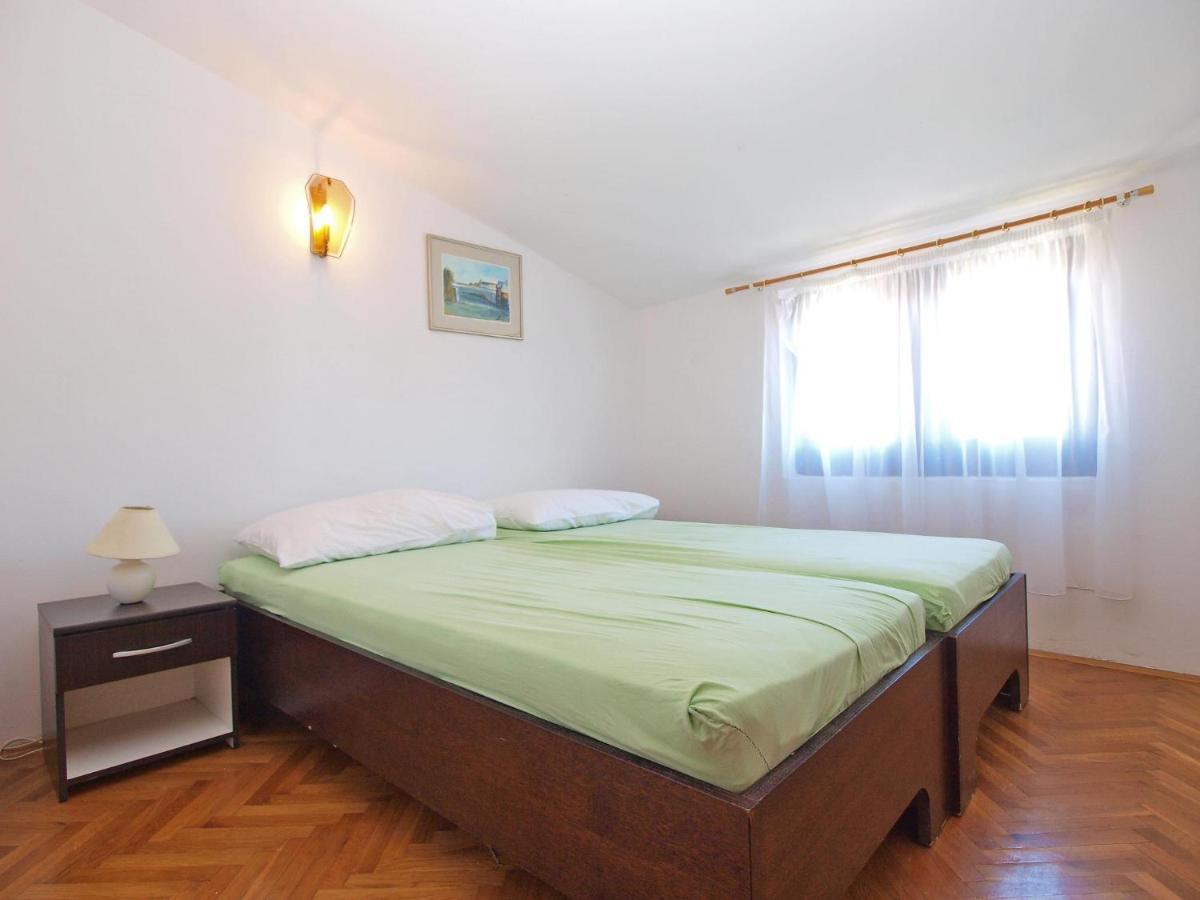 Apartments Puntizela 727 Пула Екстериор снимка